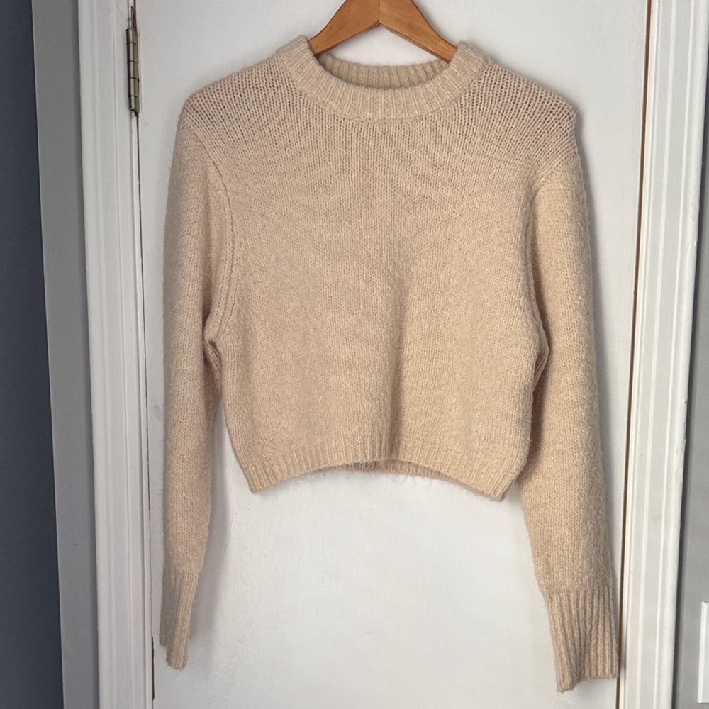 Zara Cream Crop Crew Neck Sweater